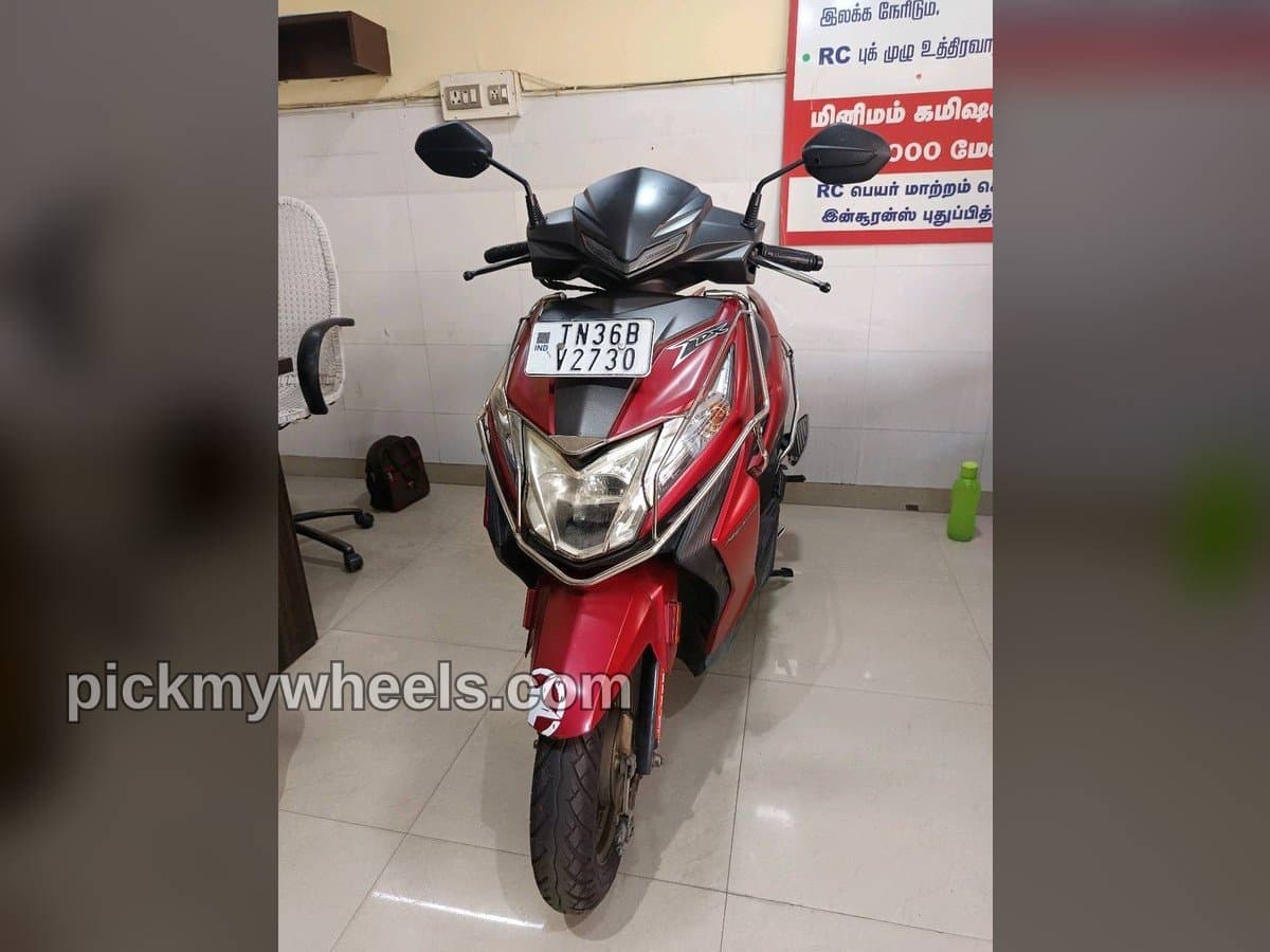 Honda DIO DLX